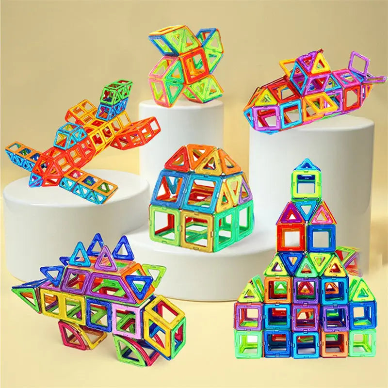 Learning toy promoting problem-solving and imagination